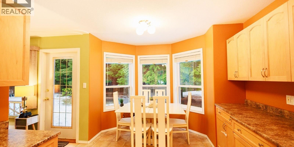 5418 MCCONNELL CRESCENT Terrace Photo 13 5418 MCCONNELL CRESCENT Terrace Photo 13